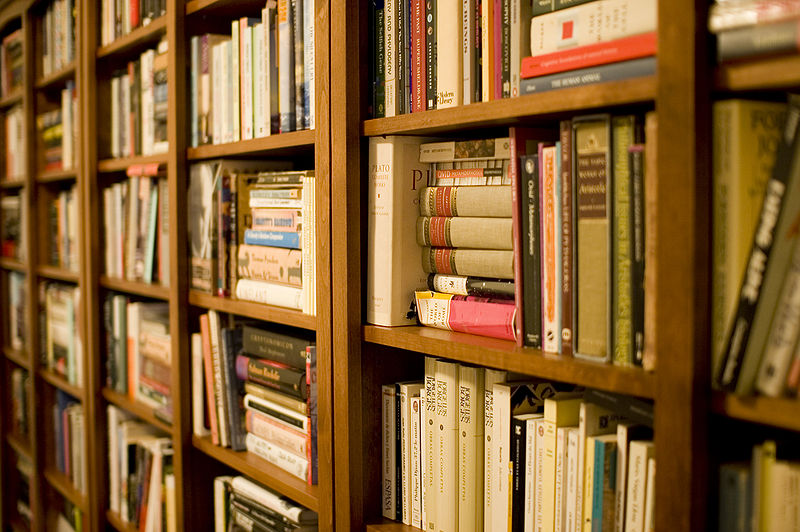 Photo of a bookshelf with various books. Gotten from wikimedia.org sourced from Flickr. Licensed under Creative Commons Attribution 2.0 Generic license.