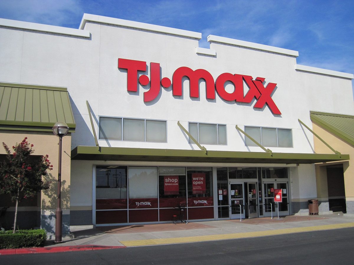 Numerous locations like this one in Modesto, California, make TJ Maxx a great first job.
https://commons.wikimedia.org/wiki/File:T.J._Maxx_Modesto,_California.jpg