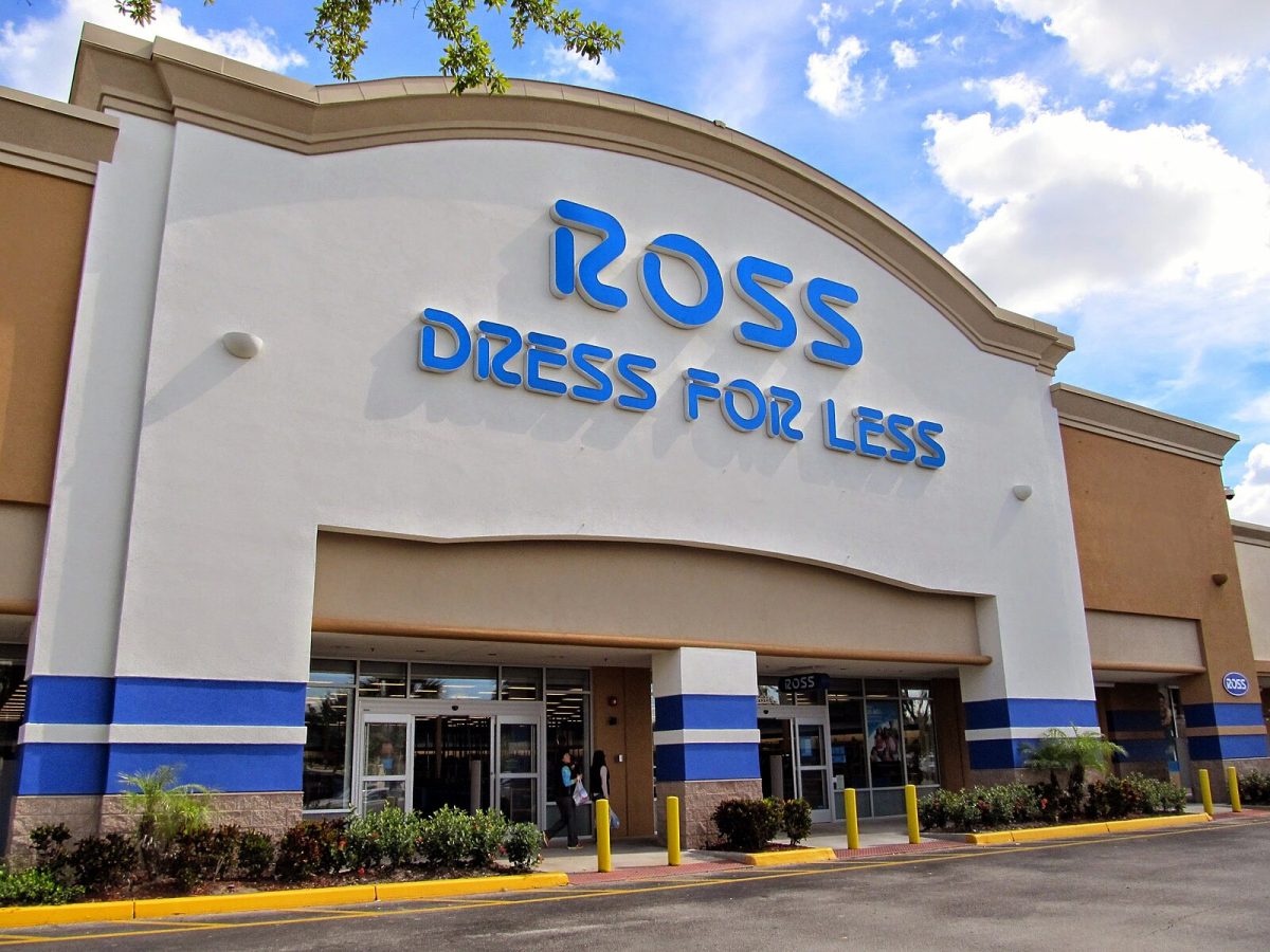 You could dress for even less with the discount you get from working at a Ross, like this one at Millenia Plaza in Orlando, Florida.
https://commons.wikimedia.org/wiki/File:Ross_Store_01.jpg